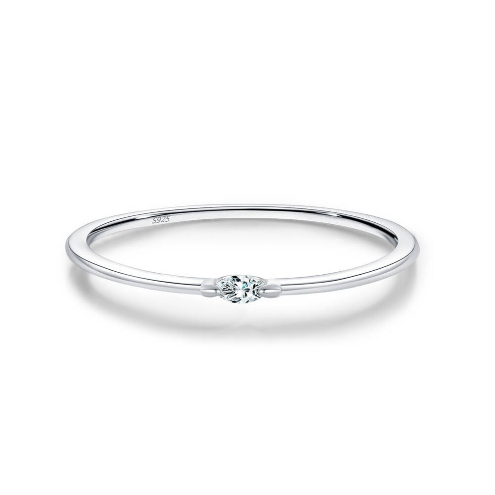 Marquise Cut D VVS1 Moissanite - Minimalist Ring Stackable recension och pris