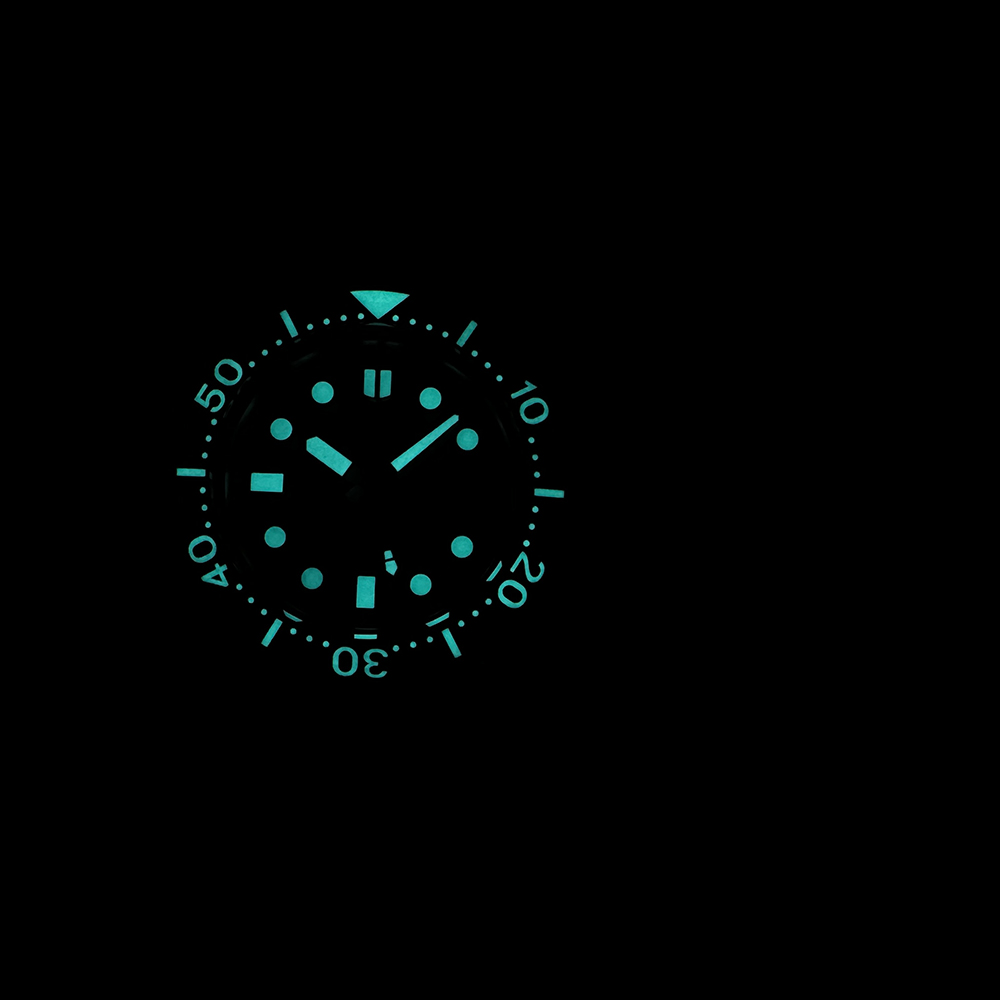 STEELDIVE Official SD1968 44MM - Automatic Watch Winder recension och pris