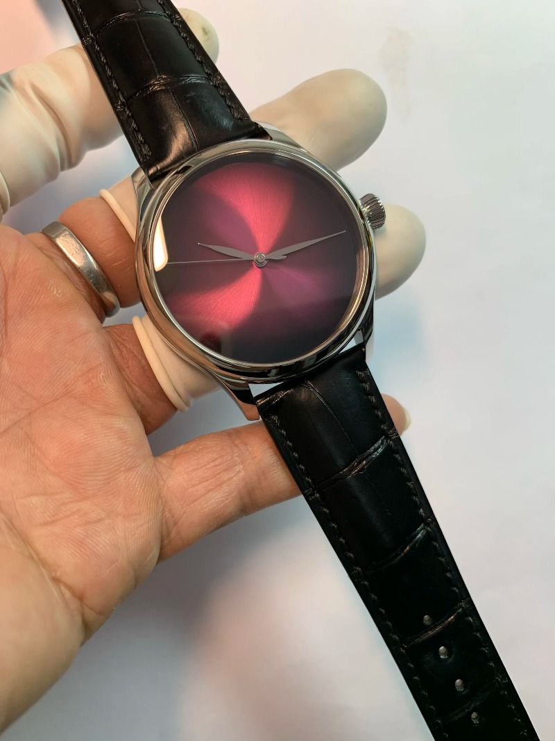 Wordless Book, Swiss Fine Grin - Jewellery Watches recension och pris